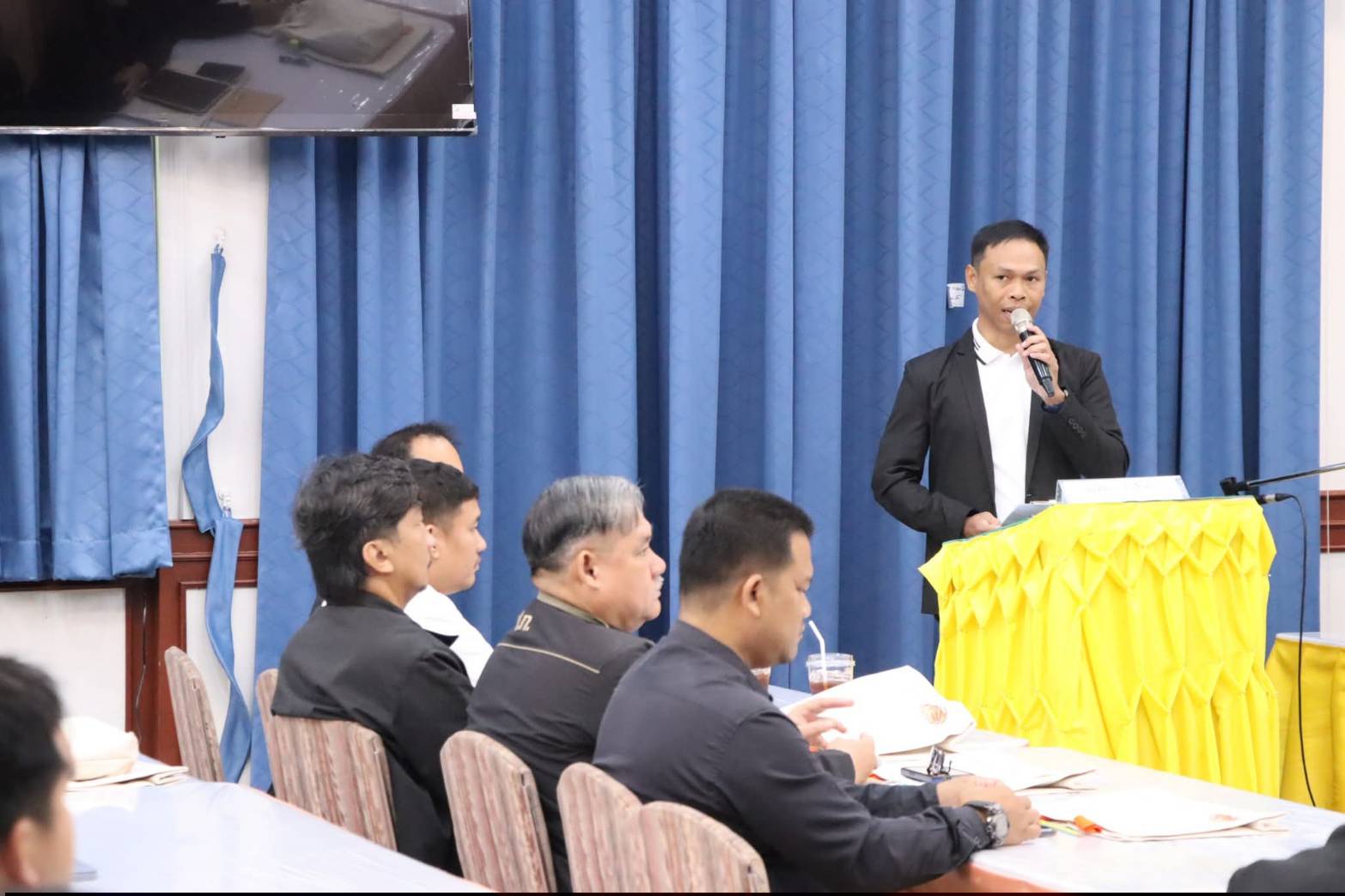 title - เลขาธิการสำนักงานการปฏิรูปที่ดินเพื่อเกษตรกรรม มอบหมายให้ รองเลขาธิการ ส.ป.ก. เป็นประธานในพิธีเปิดโครงการฝึกอบรมหลักสูตร “นักบริหารการปฏิรูปที่ดินเพื่อเกษตรกรรม ระดับต้น (นปต.) รุ่นที่ 8” ณ ศูนย์ส่งเสริมและพัฒนาอาชีพเสริมนอกภาคการเกษตร